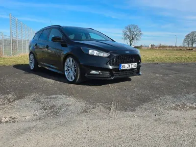Gebraucht Ford Focus ST 250 PS (183 kW) 2016 Schwarz Kombi