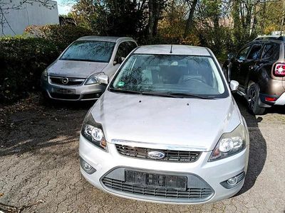 Gebraucht Ford Focus Sport 100 PS (73 kW) 2009 Silber Limousine