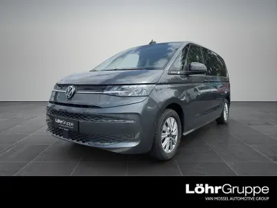 Gebraucht VW Multivan Life 204 PS (150 kW) 2025 Grau Van / Kleinbus
