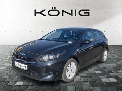 Usado Kia Ceed Edition 7 101 HP (74 kW) 2023 Preto Citadino
