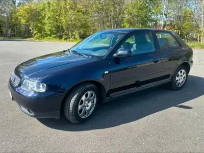 Gebraucht Audi A3 101 PS (74 kW) 2001 Blau Kleinwagen