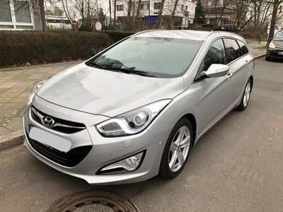 gebraucht Hyundai i40 2.0 Benziner Automatik Premium