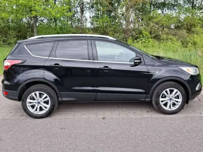 Gebraucht Ford Kuga Business Edition 150 PS (110 kW) 2017 Schwarz SUV