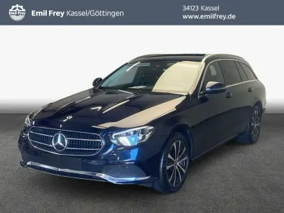 Gebraucht Mercedes E300 306 PS (225 kW) 2022 Nautikblau metallic Kombi