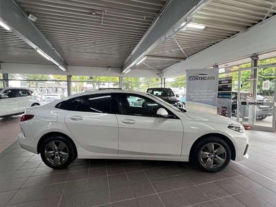 BMW 216