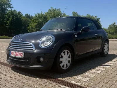 Gebraucht Mini Cooper Cabriolet 122 PS (89 kW) 2012 Schwarz Cabrio