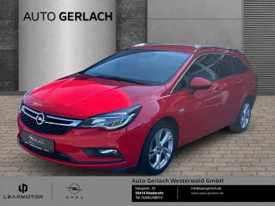 Gebraucht Opel Astra Dynamic 125 PS (91 kW) 2016 Rot Kombi