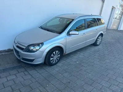 Gebraucht Opel Astra 125 PS (91 kW) 2005 Silber Kombi