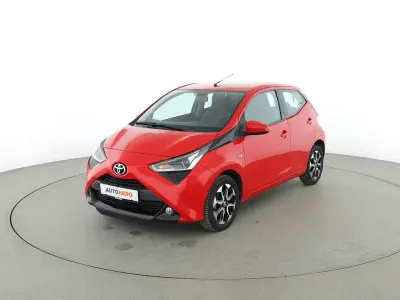 Gebraucht Toyota Aygo X-play 72 PS (52 kW) 2020 Rot Kleinwagen