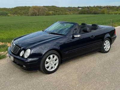 Używany Mercedes CLK200 Avantgarde 163 KM (119 kW) 2000 Niebieski Kabriolet