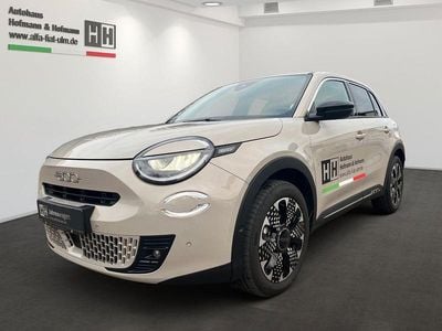 Gebraucht Fiat 600 La Prima 110 PS (80 kW) 2024 Beige SUV