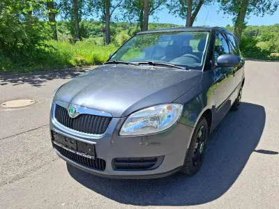 Gebraucht Skoda Fabia Ambiente 60 PS (44 kW) 2008 Anthracitegrau metallic Kleinwagen