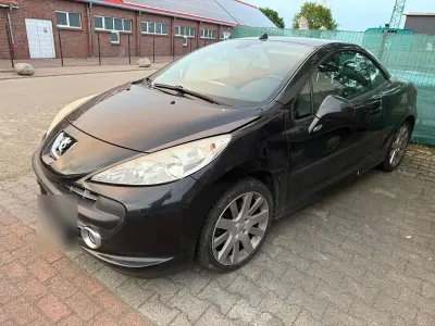 Gebraucht Peugeot 207 CC 90 PS (66 kW) 2007 Weiß Cabrio