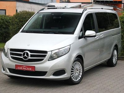 Mercedes V220