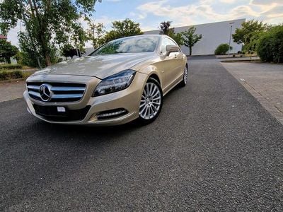 Gebraucht Mercedes CLS350 265 PS (194 kW) 2011 Gold Limousine