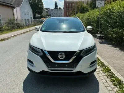 Gebraucht Nissan Qashqai Tekna 150 PS (110 kW) 2020 Weiß SUV