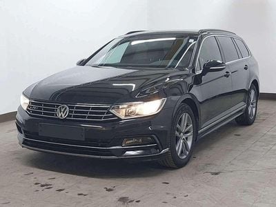 Gebraucht VW Passat Highline 150 PS (110 kW) 2019 Deep black perleffekt Kombi