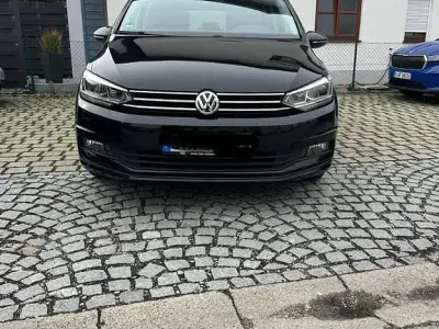 Gebraucht VW Touran 150 PS (110 kW) 2019 Schwarz Van / Kleinbus