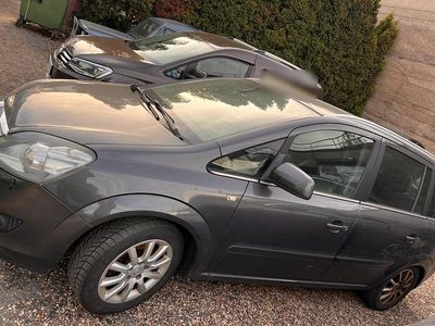 Gebraucht Opel Zafira 125 PS (91 kW) 2009 Grau Van / Kleinbus