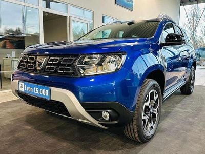 Gebraucht Dacia Duster Celebration 131 PS (96 kW) 2020 Stahlblau SUV