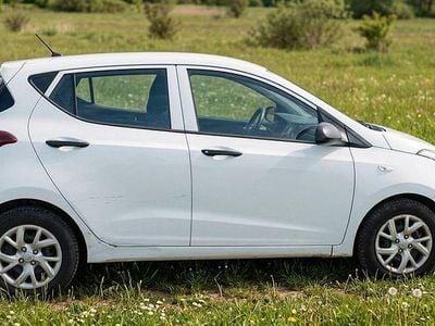 Usata Hyundai i10 67 CV (49 kW) 2017 Bianco Utilitaria