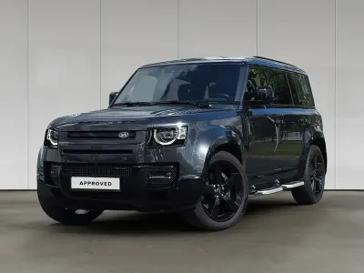 Gebraucht Land Rover Defender SE Dynamic 252 PS (185 kW) 2023 Carpathian grey SUV