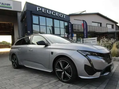 Gebraucht Peugeot 308 SW GT 131 PS (96 kW) 2023 Artense grau Kombi