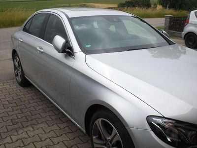 Gebraucht Mercedes E220 Avantgarde 194 PS (142 kW) 2018 Silber Limousine