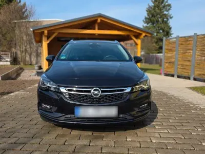 Gebraucht Opel Astra Innovation 160 PS (117 kW) 2016 Schwarz Kombi