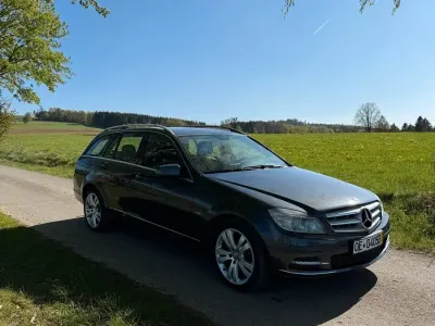 Gebraucht Mercedes C220 Advantage 170 PS (125 kW) 2010 Grau Kombi