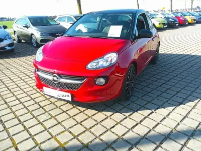 Gebraucht Opel Adam 87 PS (63 kW) 2019 Fire red /dach schwarz (metallic) Kleinwagen