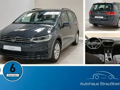 Gebraucht VW Touran Comfortline 150 PS (110 kW) 2025 Graukeine angabe Van / Kleinbus