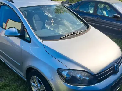 Gebraucht VW Golf Plus Cross 2009 Silber Limousine