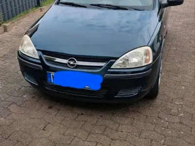 Usata Opel Corsa Sport 75 CV (55 kW) 2004 Blu Utilitaria