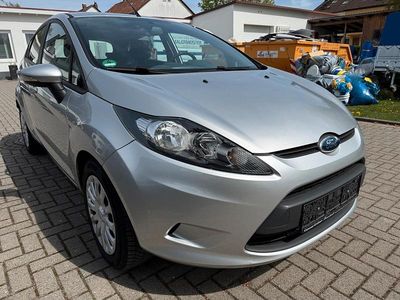 Usata Ford Fiesta 81 CV (59 kW) 2010 Grigio Utilitaria