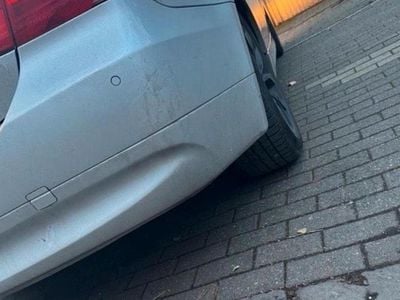 Second-hand BMW 320 150 CP (110 kW) 2005 Argintiu Berlinǎ