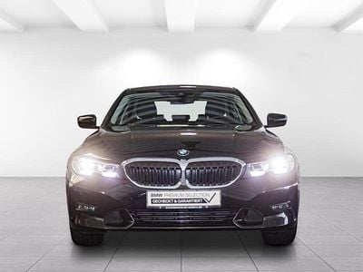 Metallic Gebraucht 2021 BMW 330e Sport Line Limousine | 27.308 € (Guter Preis)