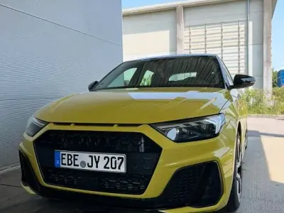 Gebraucht Audi A1 Sportback S-Line 207 PS (152 kW) 2022 Gelb Kleinwagen