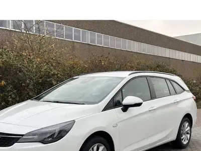 Gebraucht Opel Astra Edition 110 PS (80 kW) 2021 Weiß Kombi