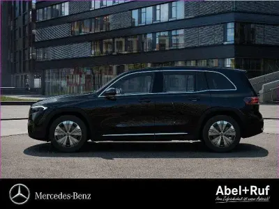 Gebraucht Mercedes EQB250 139 kW (190 PS) 2025 Lack kosmosschwarz (metallic) SUV