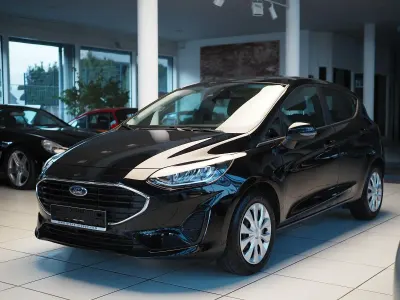 Gebraucht Ford Fiesta Cool & Connect 101 PS (74 kW) 2022 Schwarz Kleinwagen