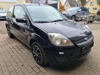Gebraucht Ford Fiesta 60 PS (44 kW) 2007 Schwarz Kleinwagen