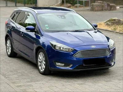 Gebraucht Ford Focus Titanium 150 PS (110 kW) 2016 Blau Kombi