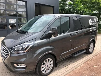 Gebraucht Ford Tourneo Business Edition 140 PS (102 kW) 2019 Grau Van / Kleinbus