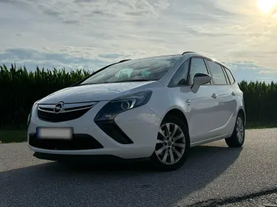 Gebraucht Opel Zafira Tourer 131 PS (96 kW) 2013 Weiß Van / Kleinbus