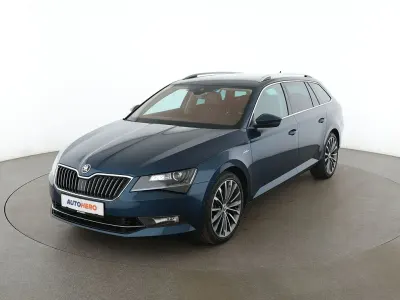 Gebraucht Skoda Superb LAURIN & KLEMENT 280 PS (205 kW) 2016 Blau Kombi