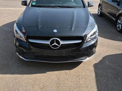 Mercedes CLA200