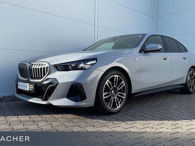 M brooklyn grau metallic Gebraucht 2024 BMW 520 Comfort Edition Limousine | 44.899 € (Guter Preis)