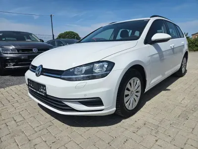 Gebraucht VW Golf VII Trendline 116 PS (85 kW) 2018 Weiß Kombi