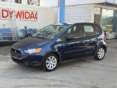 Gebraucht Mitsubishi Colt Edition 95 PS (69 kW) 2011 Blau Kleinwagen